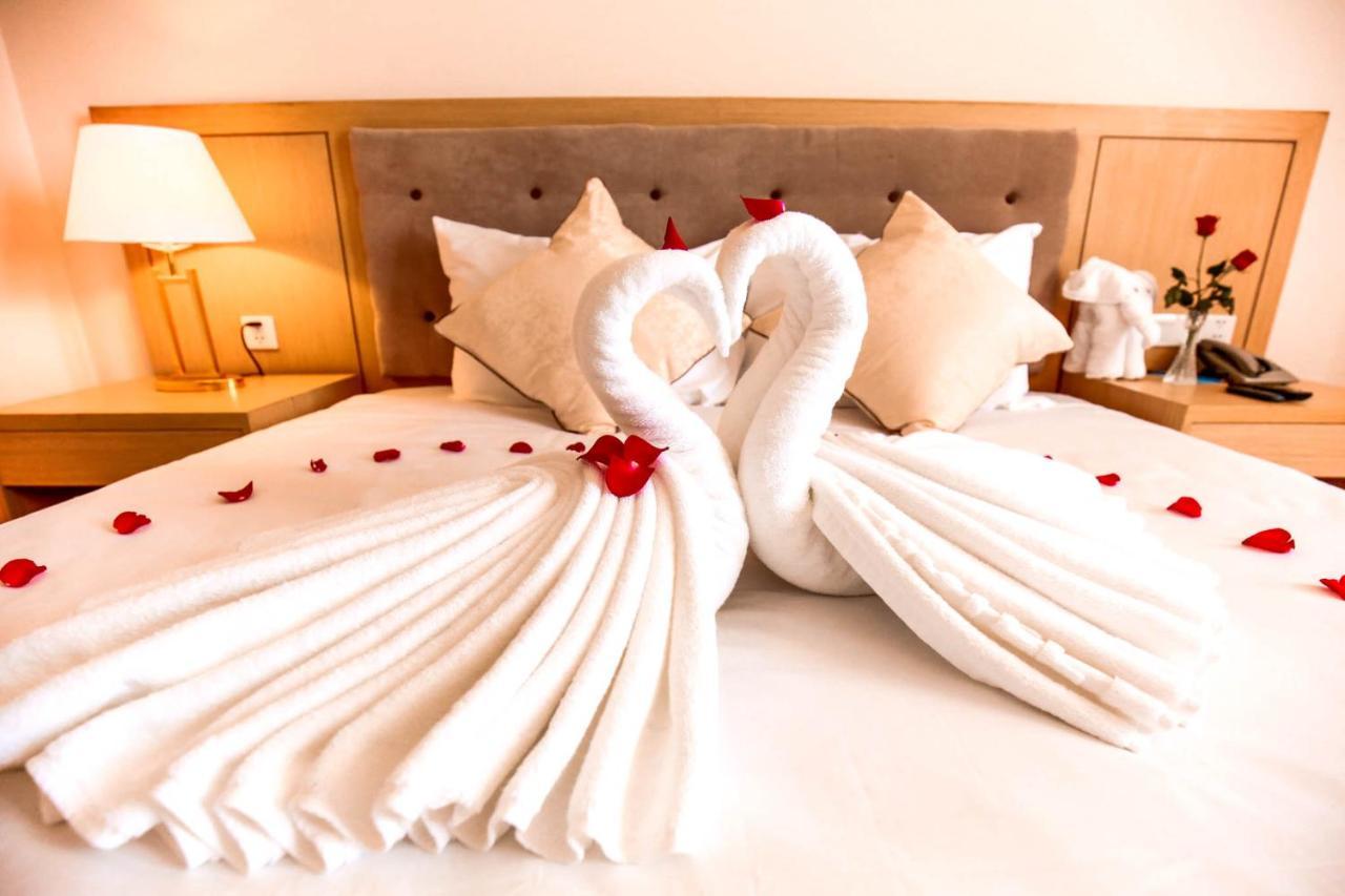 Bavico Plaza Hotel דה לאט מראה חיצוני תמונה